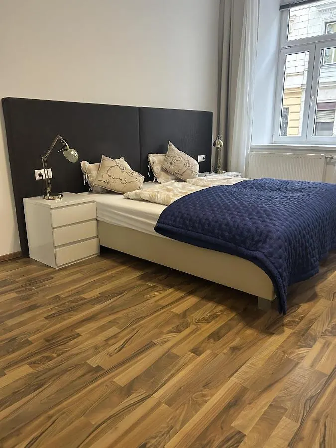Cozy City Center Apartments فيينا النمسا